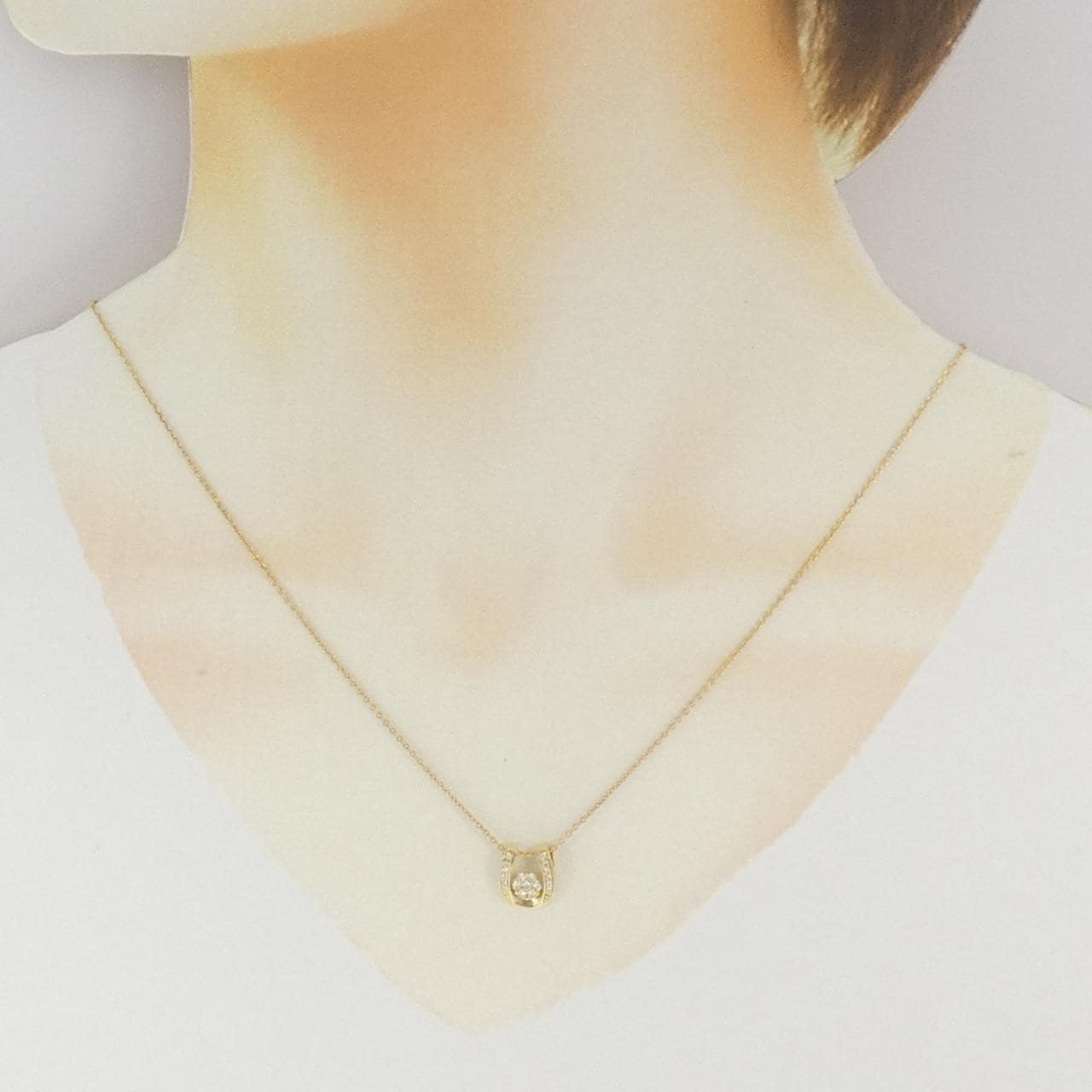 K18YG ホースシュー×フラワー ダイヤモンド ネックレス 0.15CT