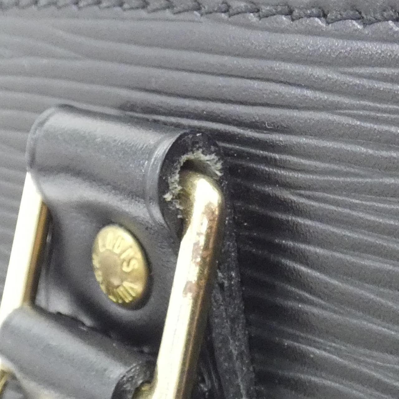 ルイヴィトン エピ アルマ PM M52142 バッグ