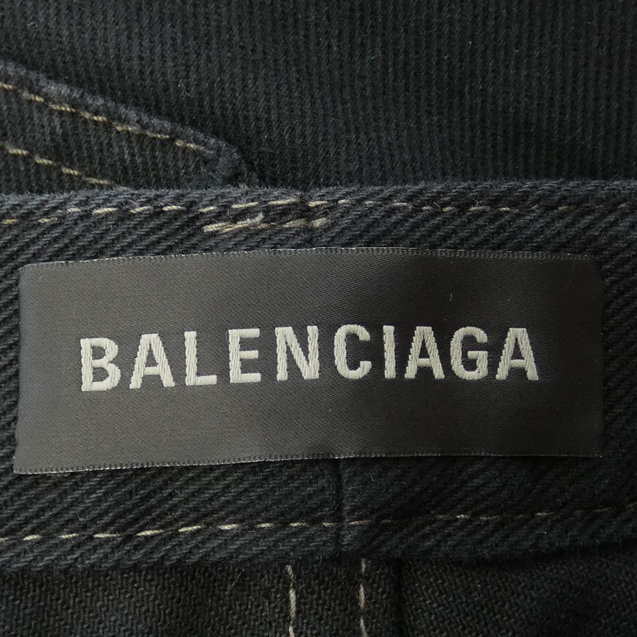 BALENCIAGA巴伦西亚加牛仔裤