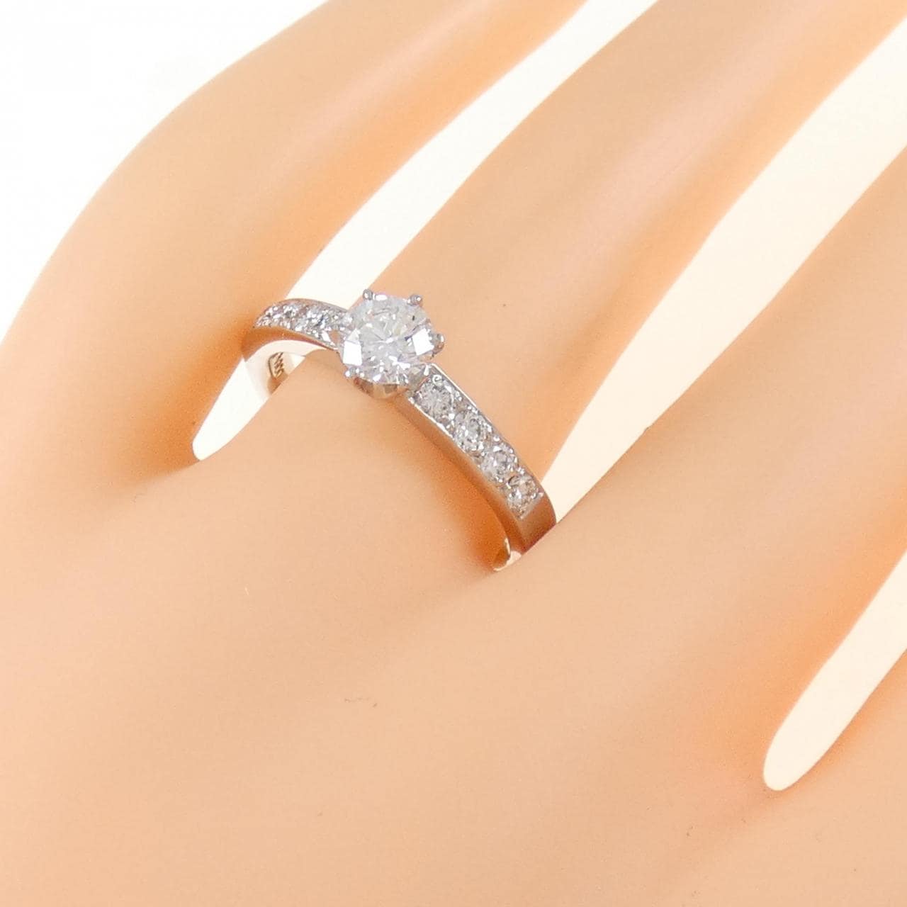 PT Diamond Ring 0.532CT D VS2 VG