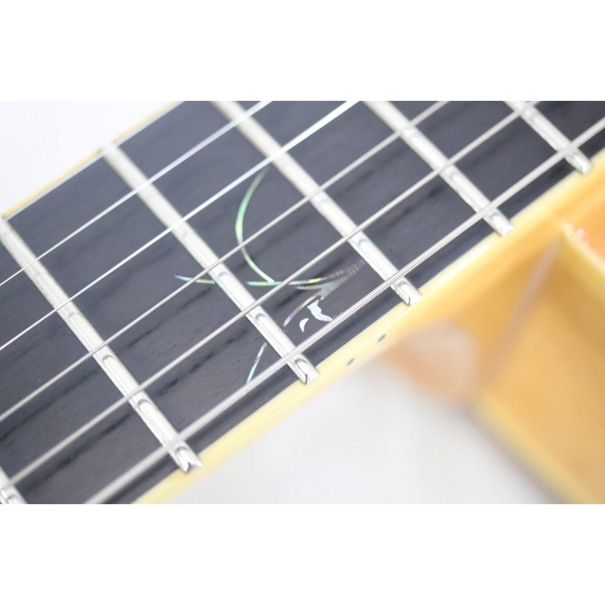 ＰＥＥＲＬＥＳＳ　　ＣＯＮＴＥＳＳＡ