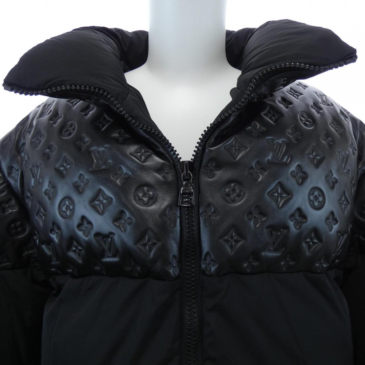 ルイヴィトン LOUIS VUITTON オーバーサイズパッファージャケット HPB80ERSC ダウンジャケット