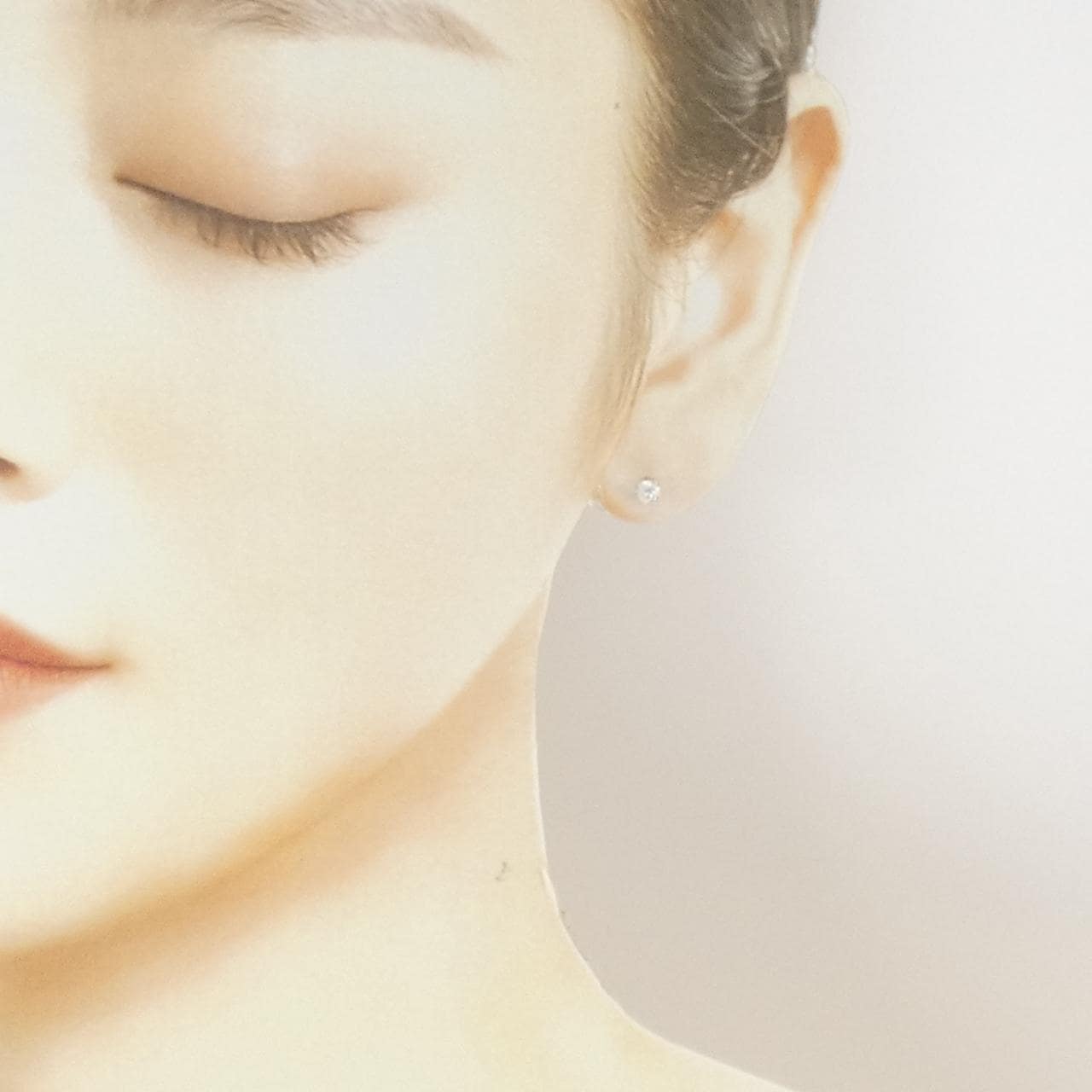 PT900 ソリティア ダイヤモンド ピアス 0.30CT