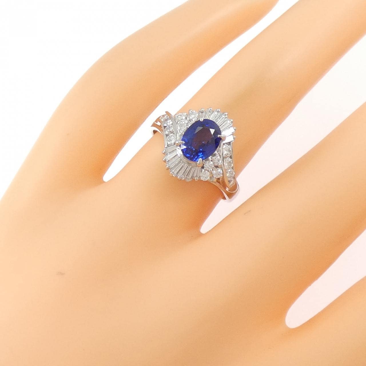 PM900 サファイヤ リング 1.31CT