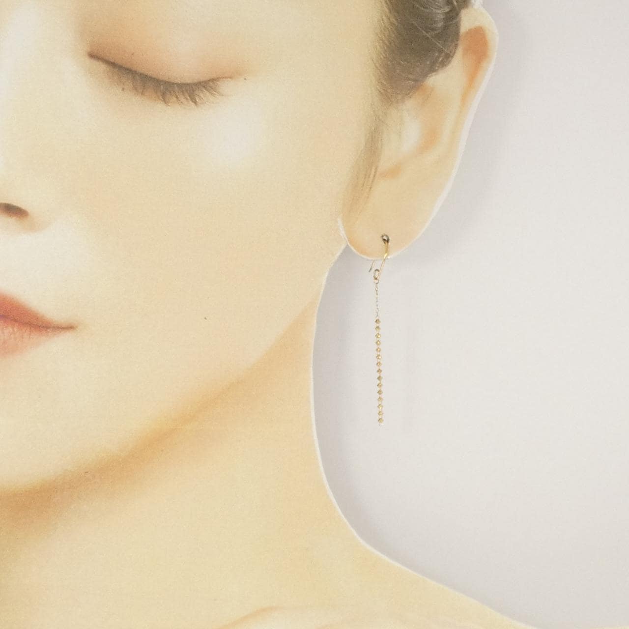 750YG earrings