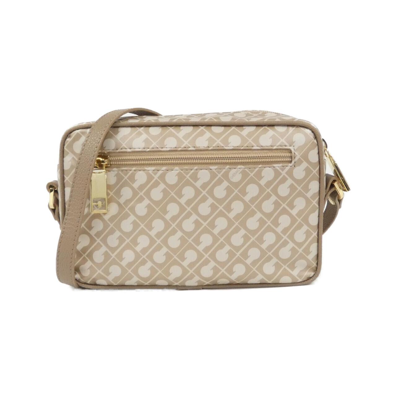 ゲラルディーニ ショルダーバッグ フロントポケット付き （楽天市場  