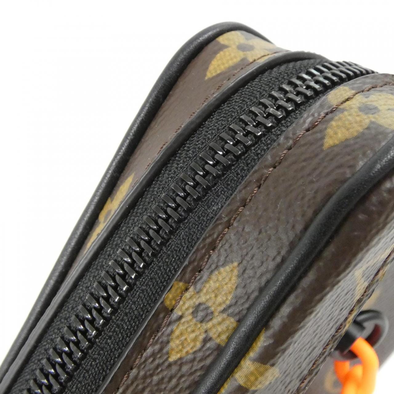 LOUIS VUITTON Monogram Solar Ray 手拿包 Volga M44482 包