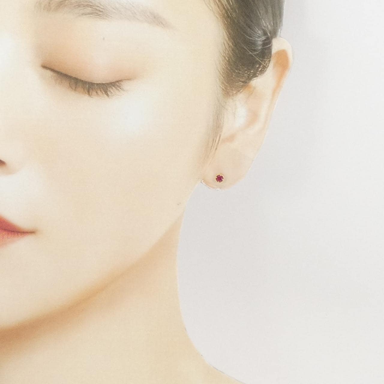 K18YG ルビー ピアス