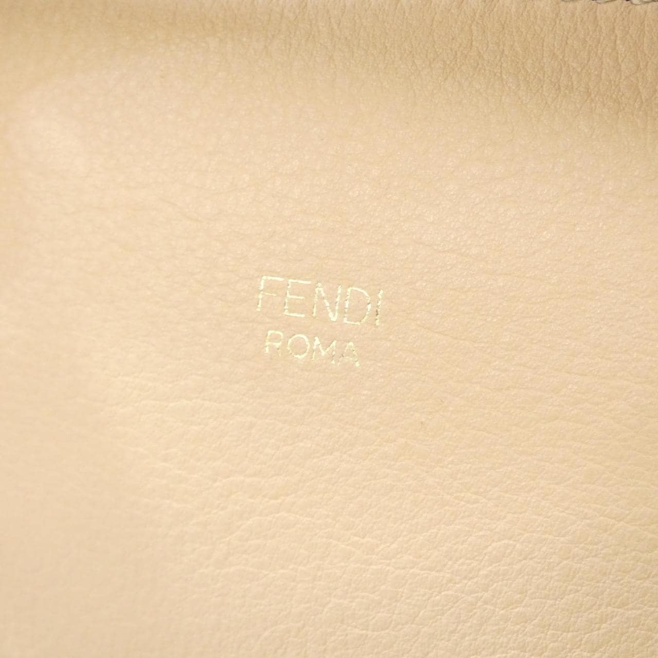 フェンディ バイ ザ ウェイ ミディアム 8BL146 5QJ バッグ