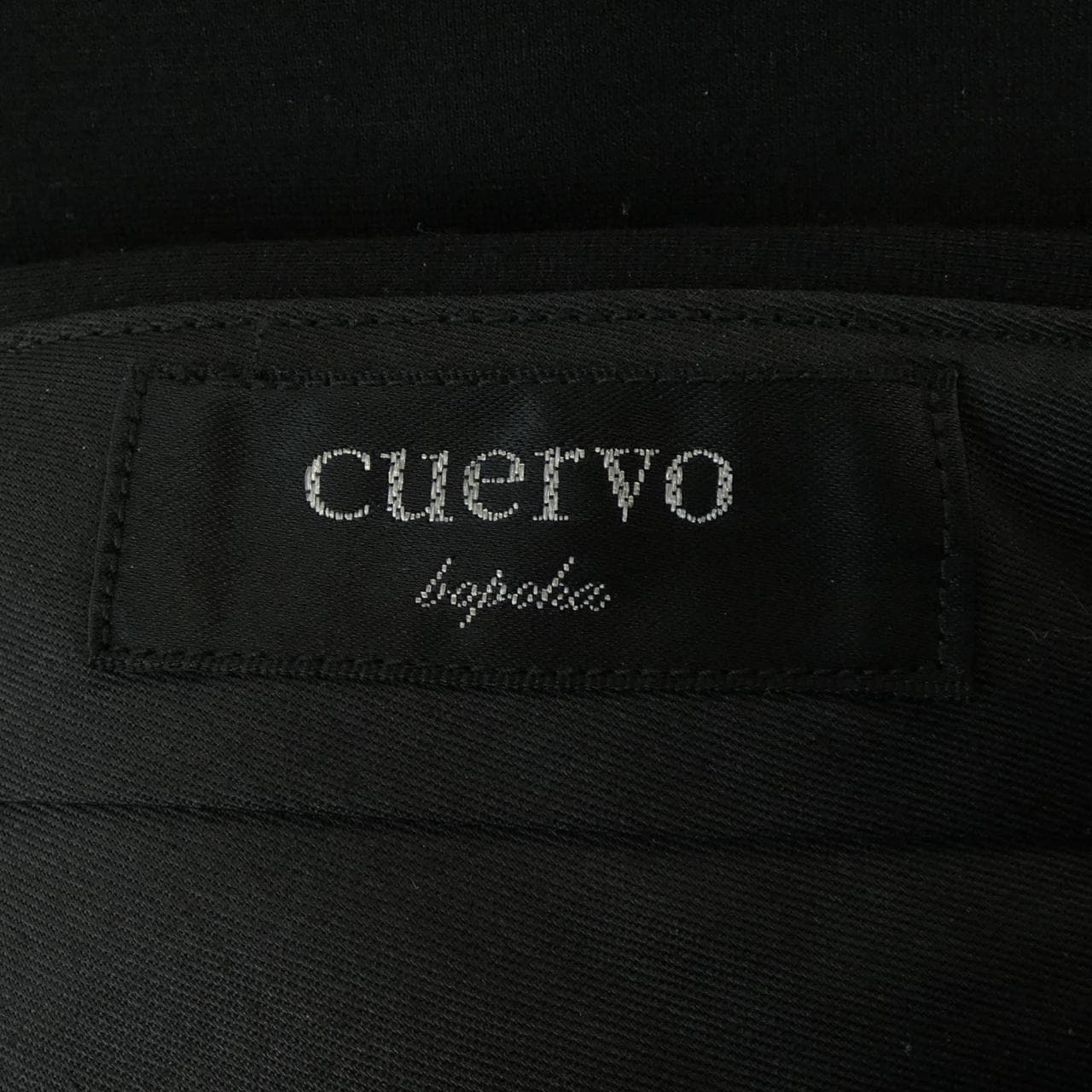 CUERVO パンツ