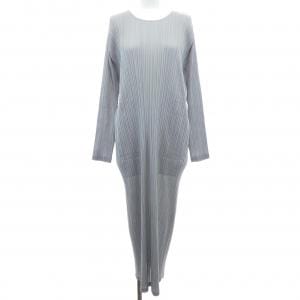 プリーツプリーズ PLEATS PLEASE PP61JH126 ワンピース