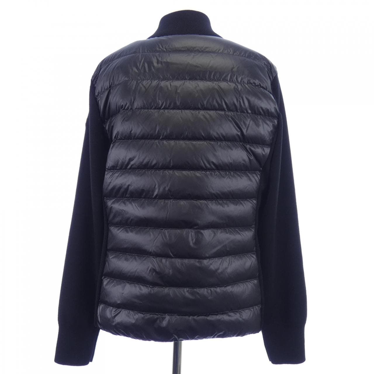 【新品】モンクレール MONCLER K20939B00023 ダウンジャケット