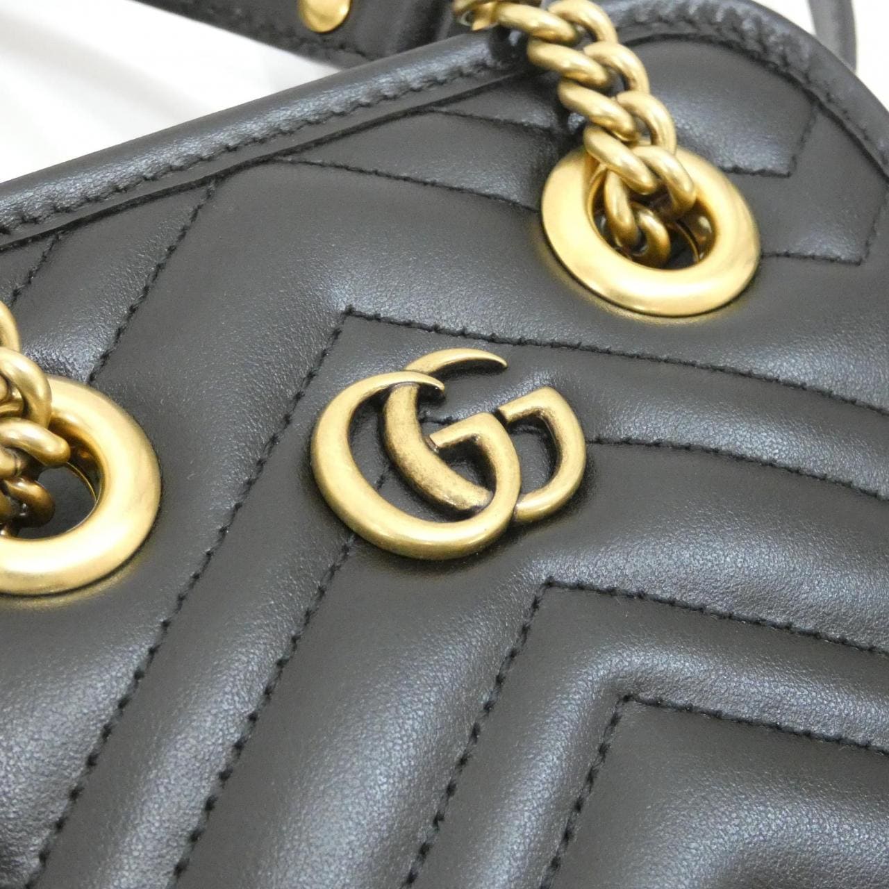 グッチ GG MARMONT 696123 DTDHT バッグ