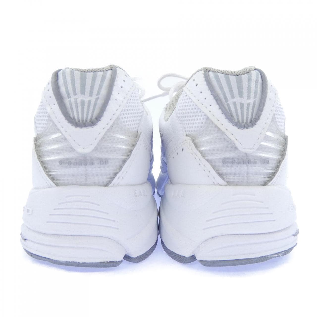 SAUCONY スニーカー