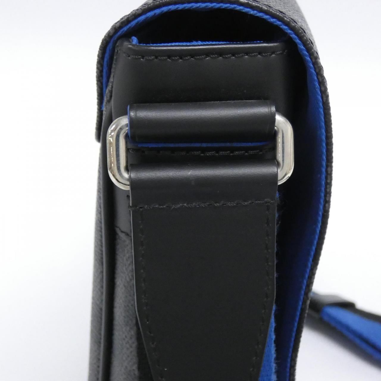 ルイヴィトン ダミエ グラフィット ディストリクト N42420 ショルダーバッグ