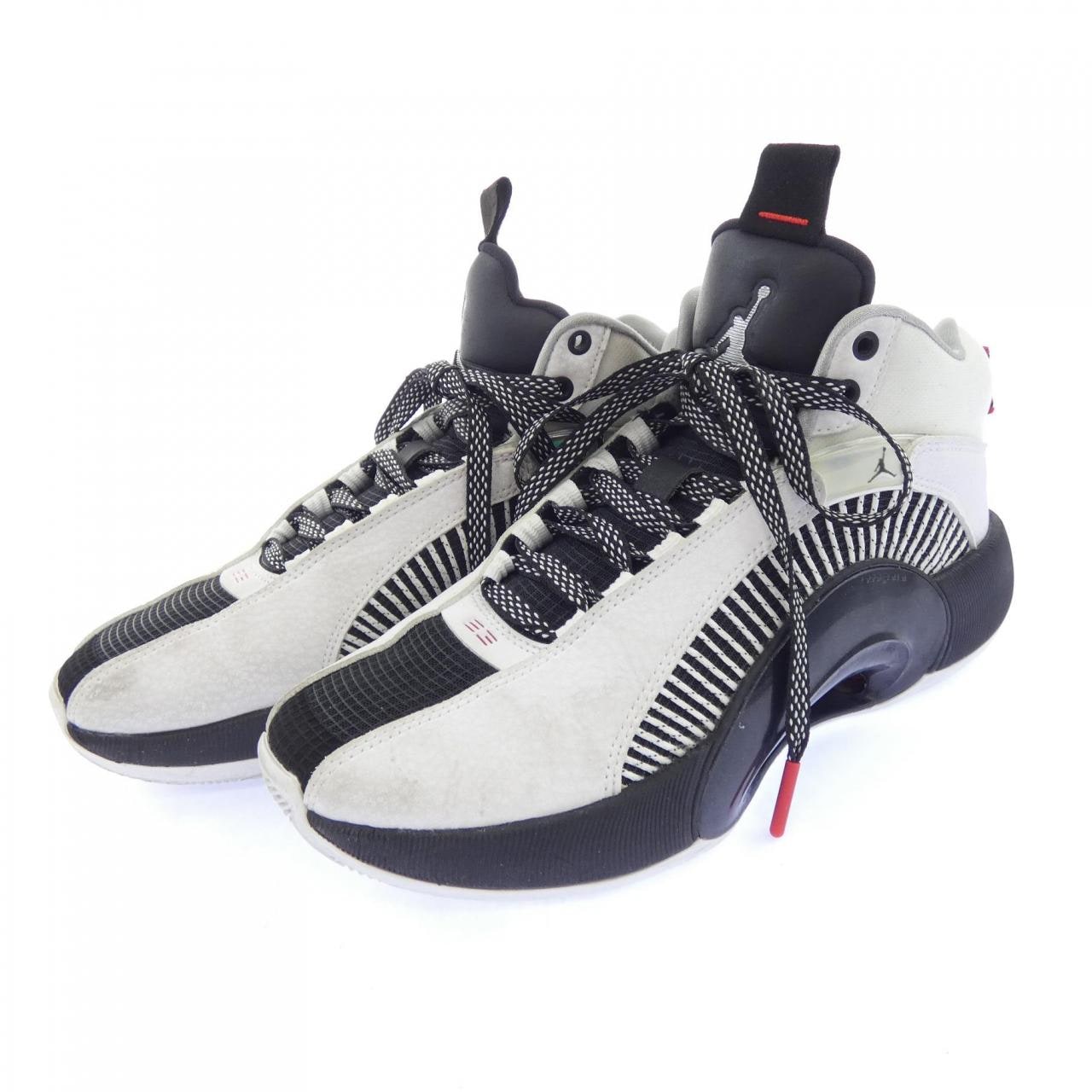 ナイキ NIKE CQ9433-101 スニーカー