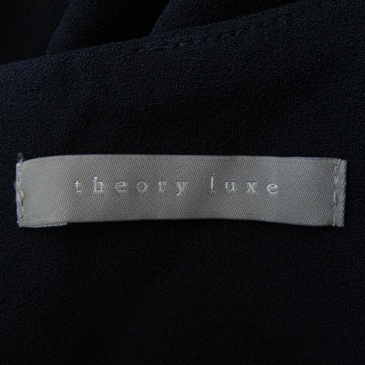 セオリーリュクス Theory luxe トップス