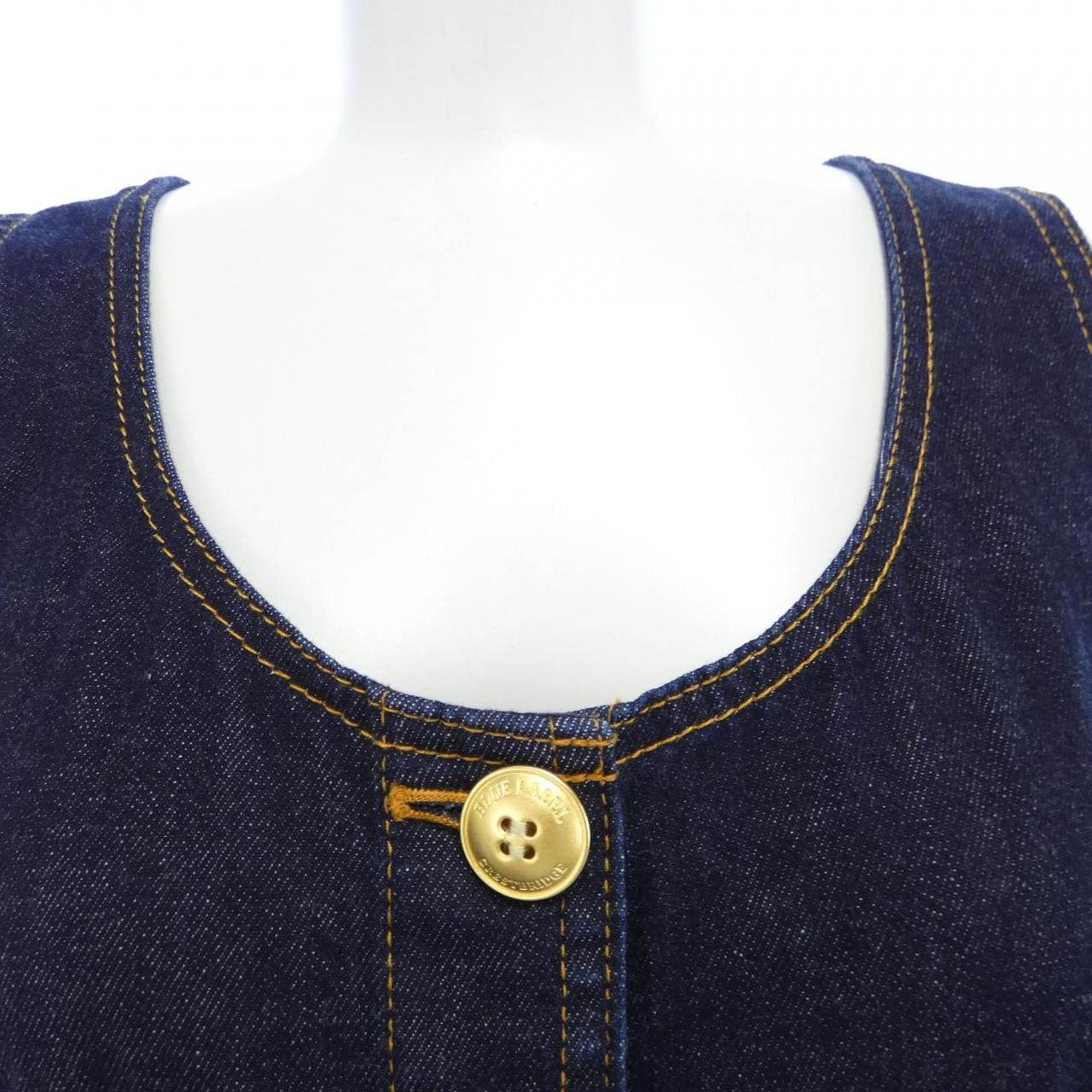 蓝标手镯BLUE LABEL CRESTBRIDGE连衣裙