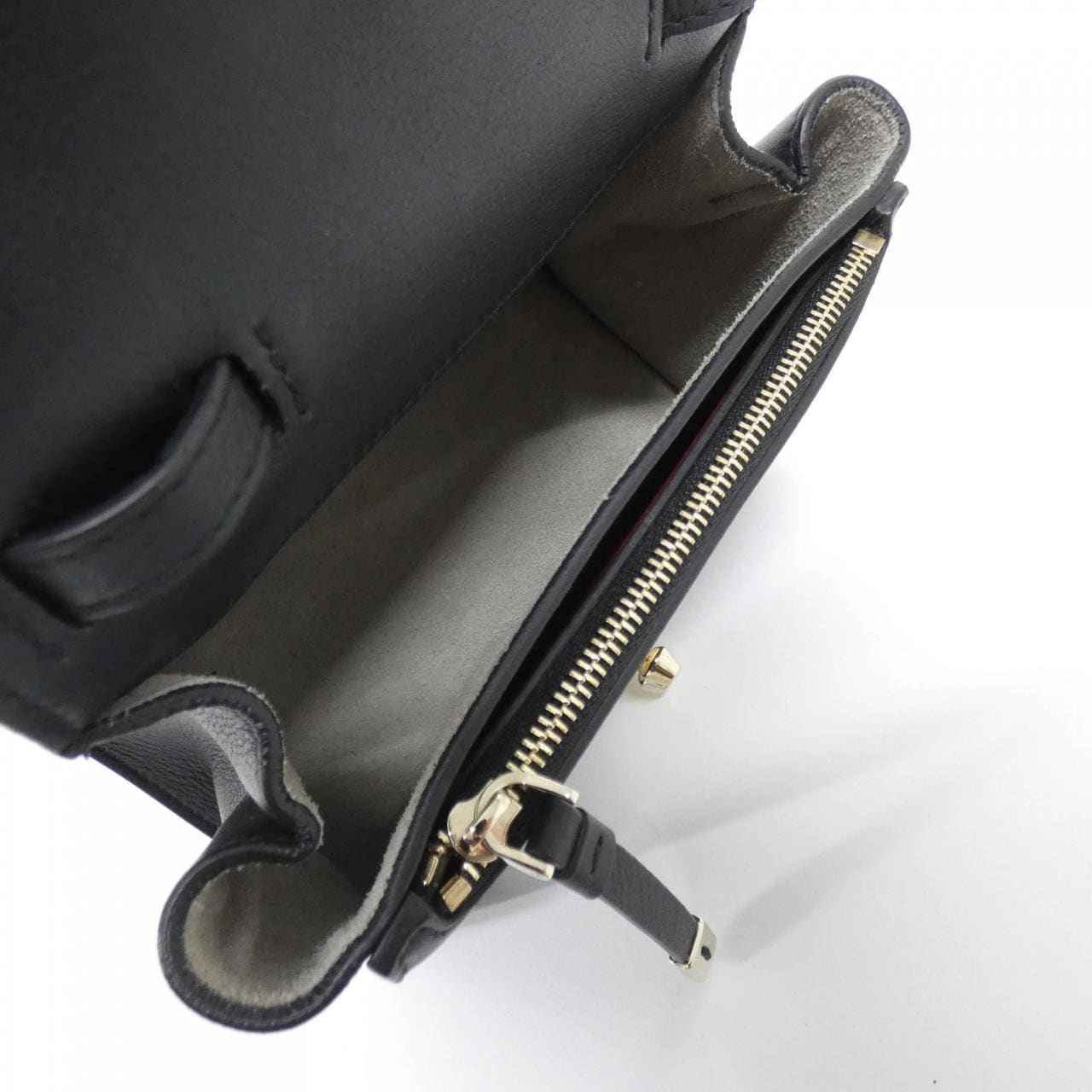 サルヴァトーレフェラガモ 21 G851 ショルダーバッグ