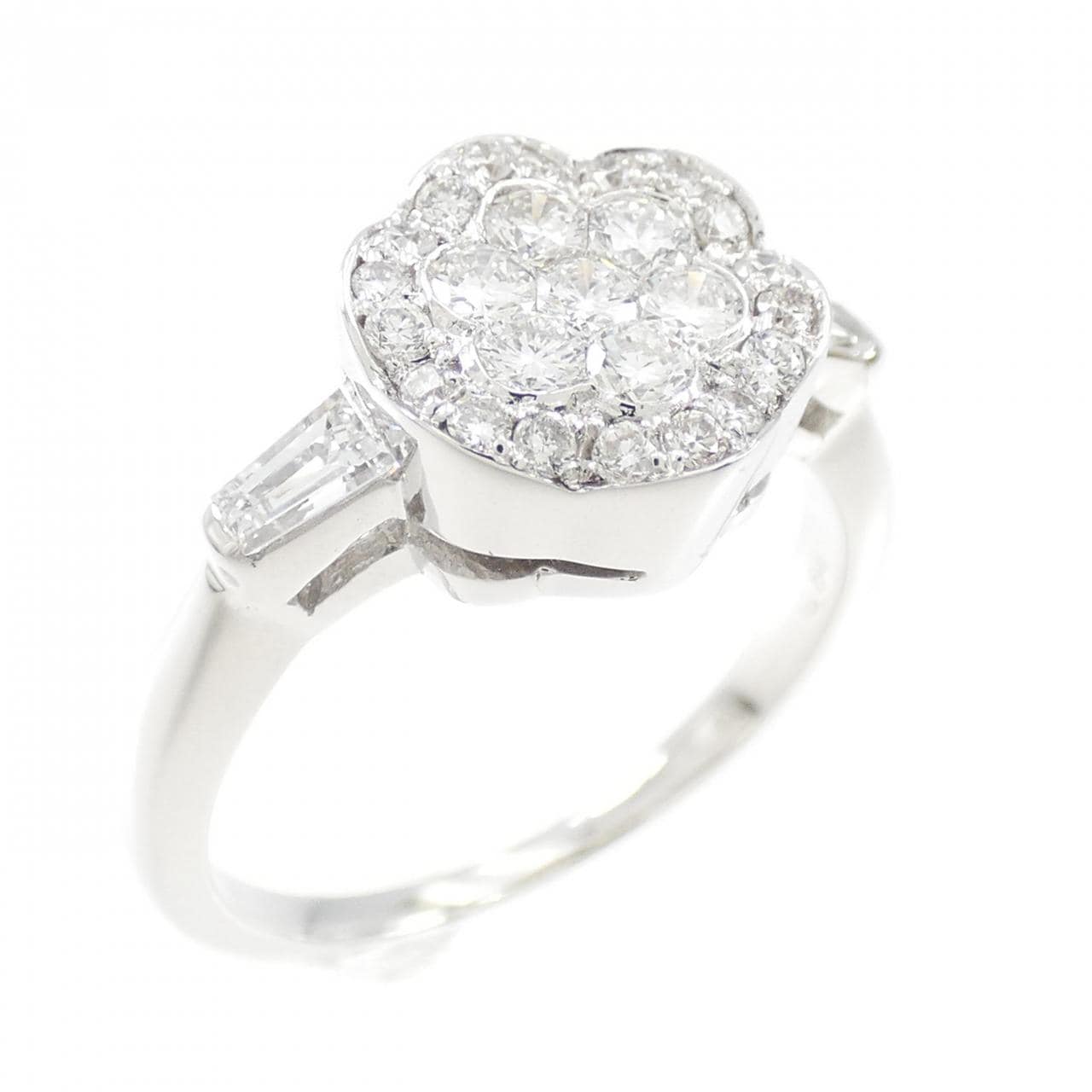 K18WG Flower Diamond Ring 0.64CT