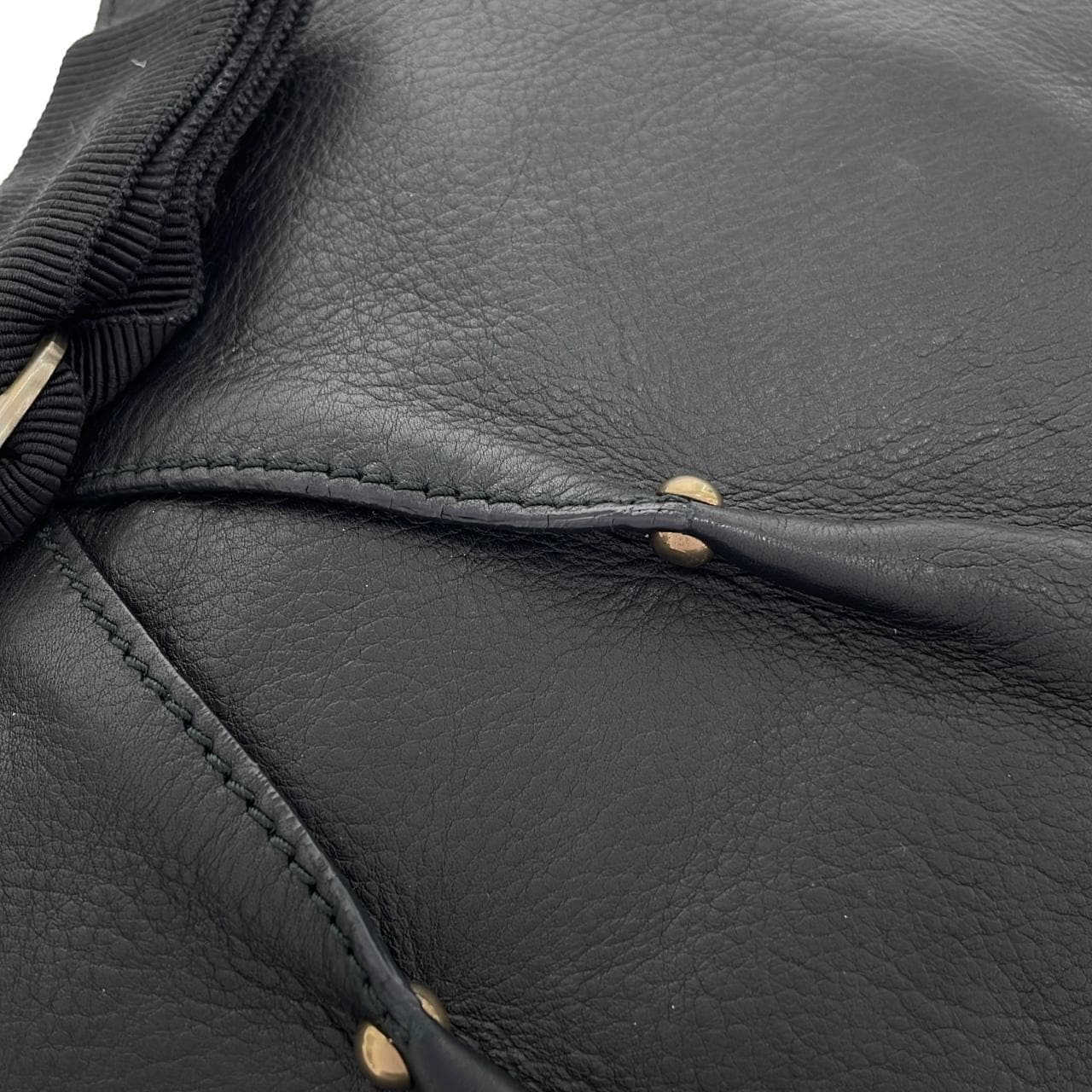 サルヴァトーレフェラガモ 21 B505 ショルダーバッグ