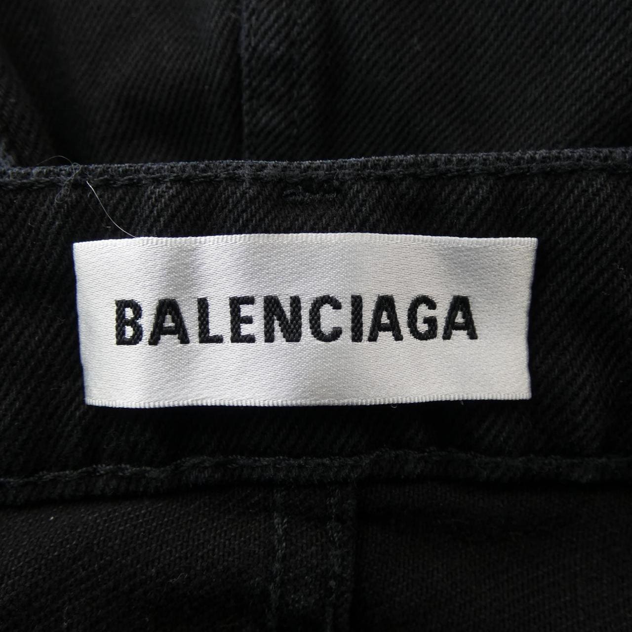 バレンシアガ BALENCIAGA 571459 TEW05 スカート