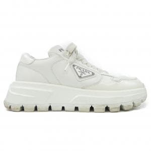 プラダ PRADA スニーカー