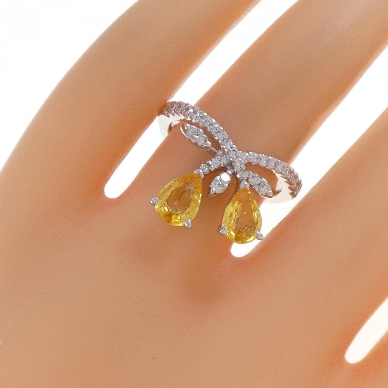 PT900 サファイヤ リング 1.47CT