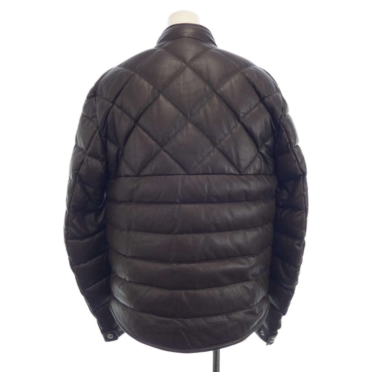 モンクレール MONCLER ダウンジャケット