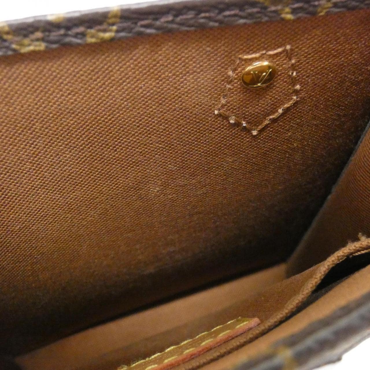LOUIS VUITTON Monogram Petite Sac Plat M69442 Bag