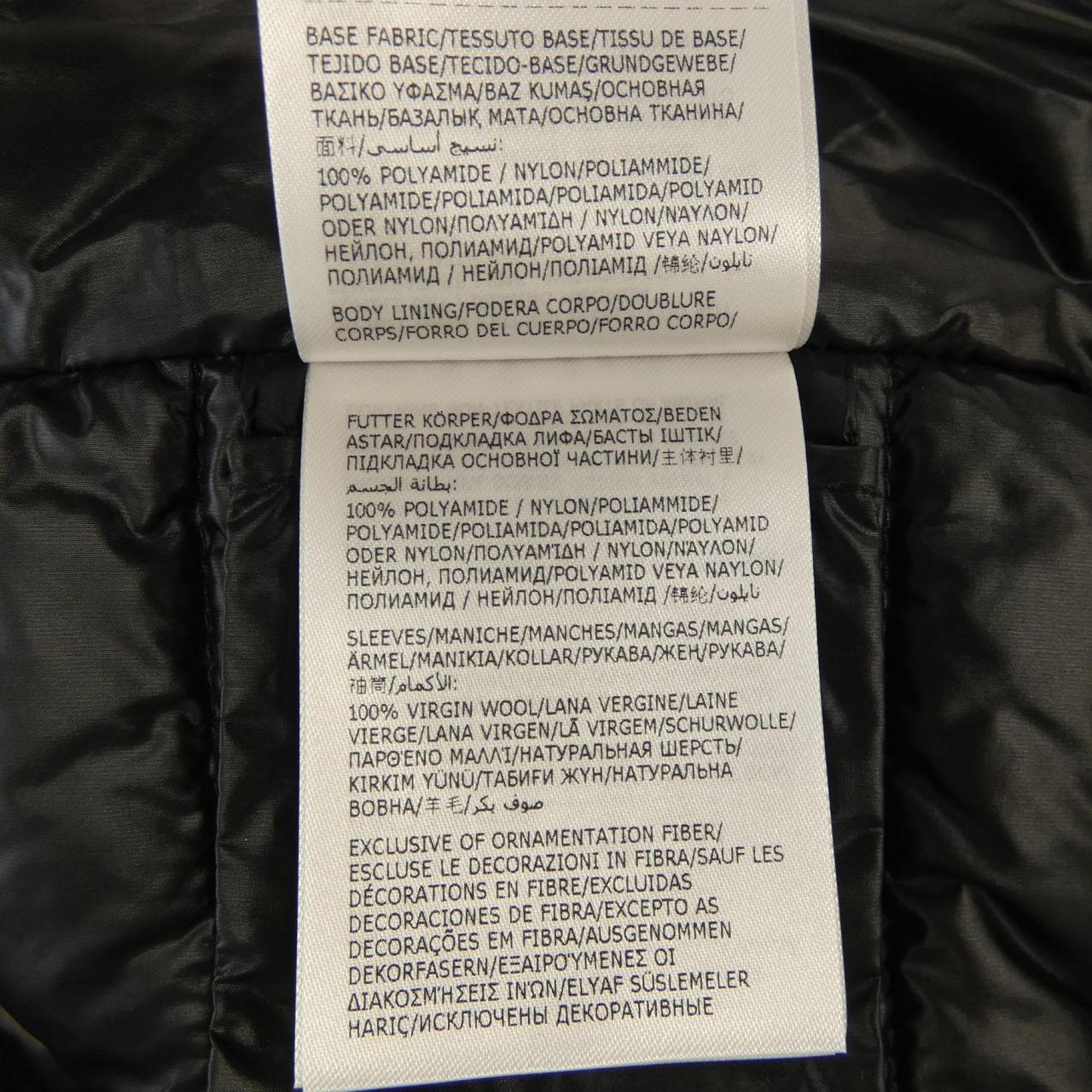 モンクレール MONCLER ダウンジャケット