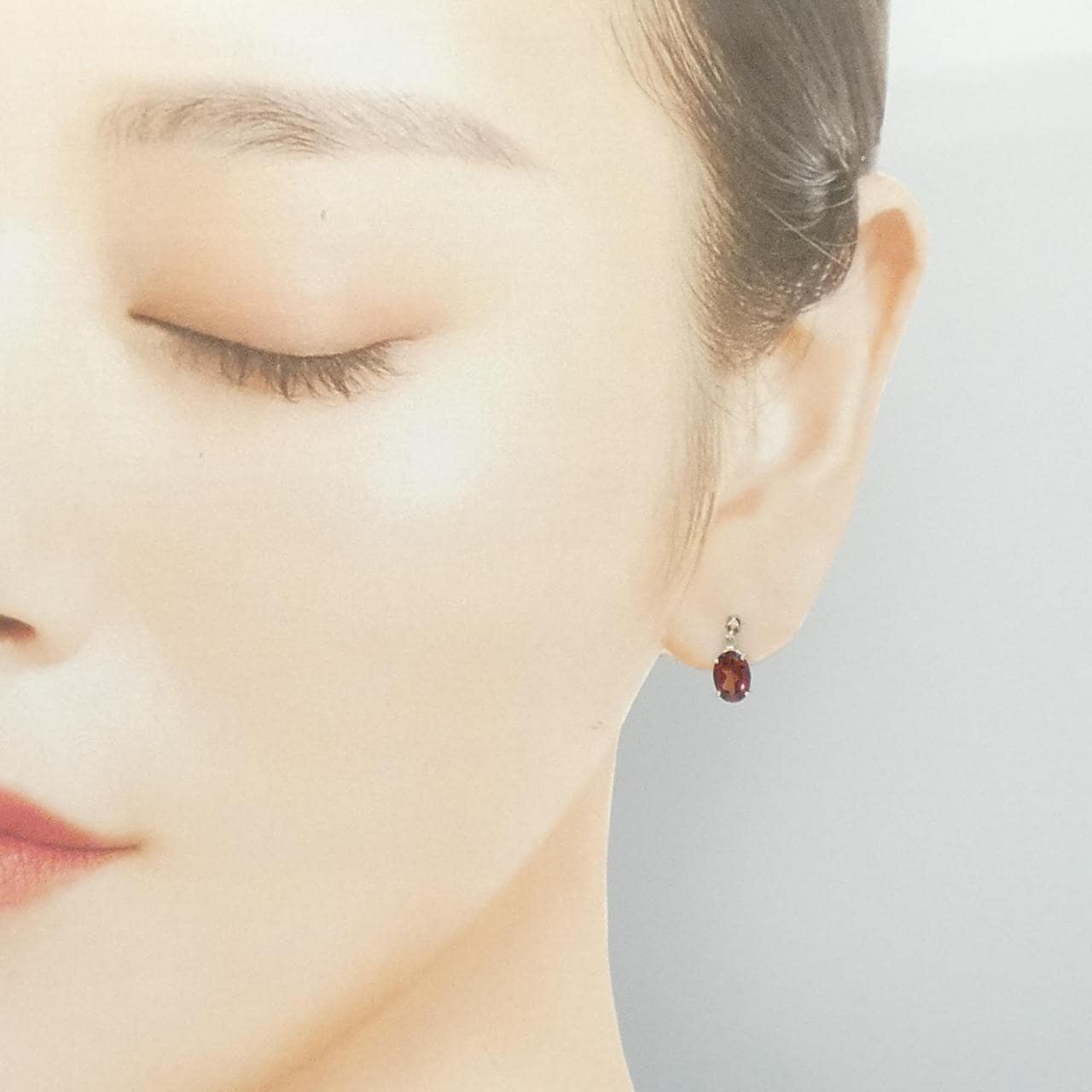 K14WG ガーネット ピアス