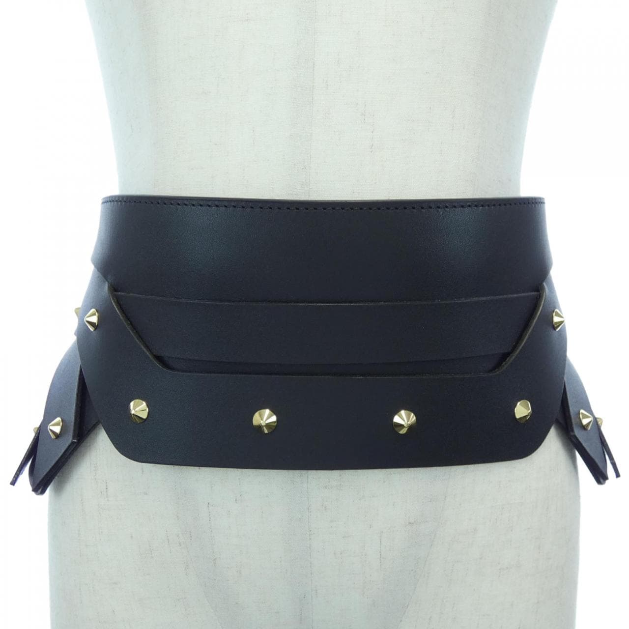 VIVIENNE TAM BELT