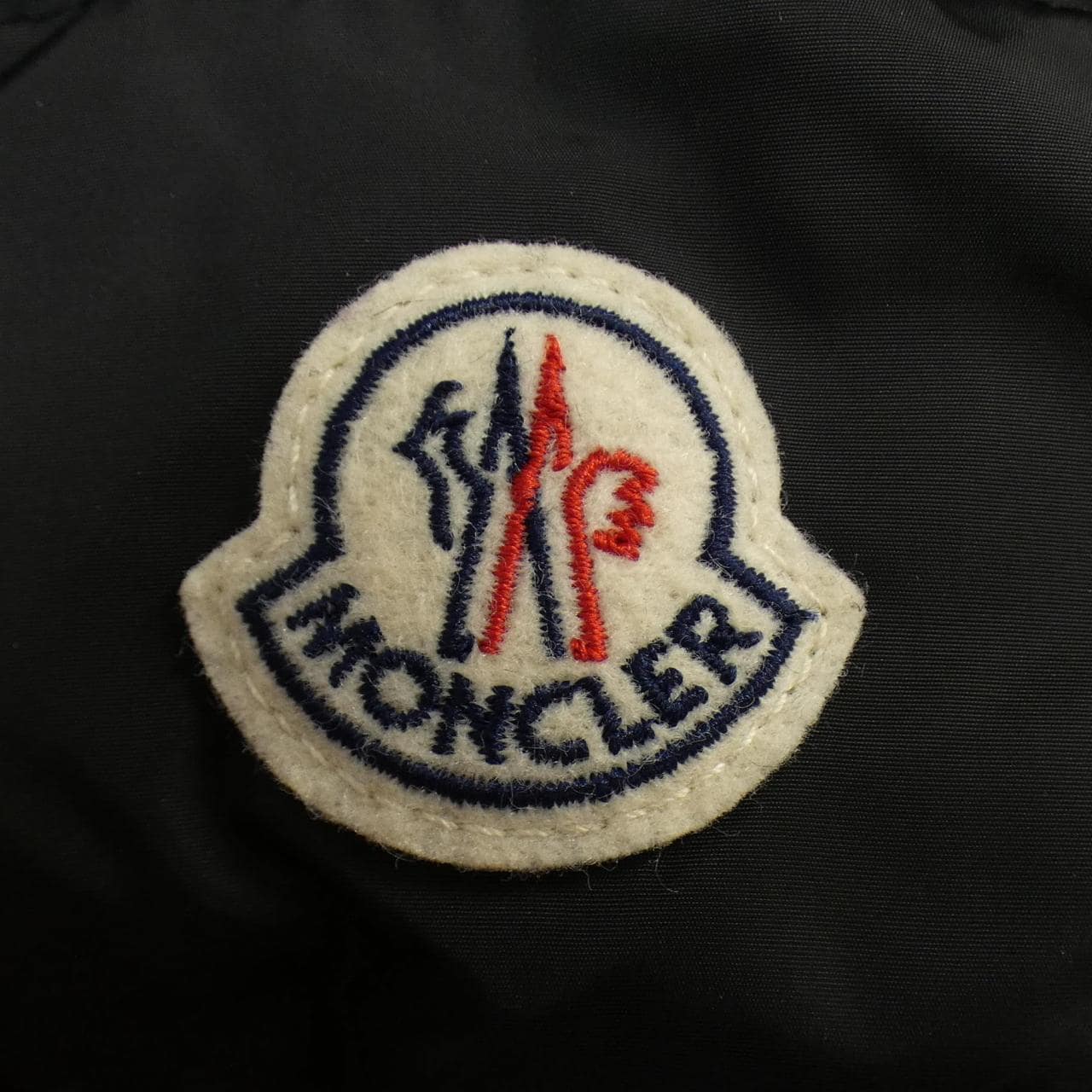 モンクレール MONCLER ダウンコート