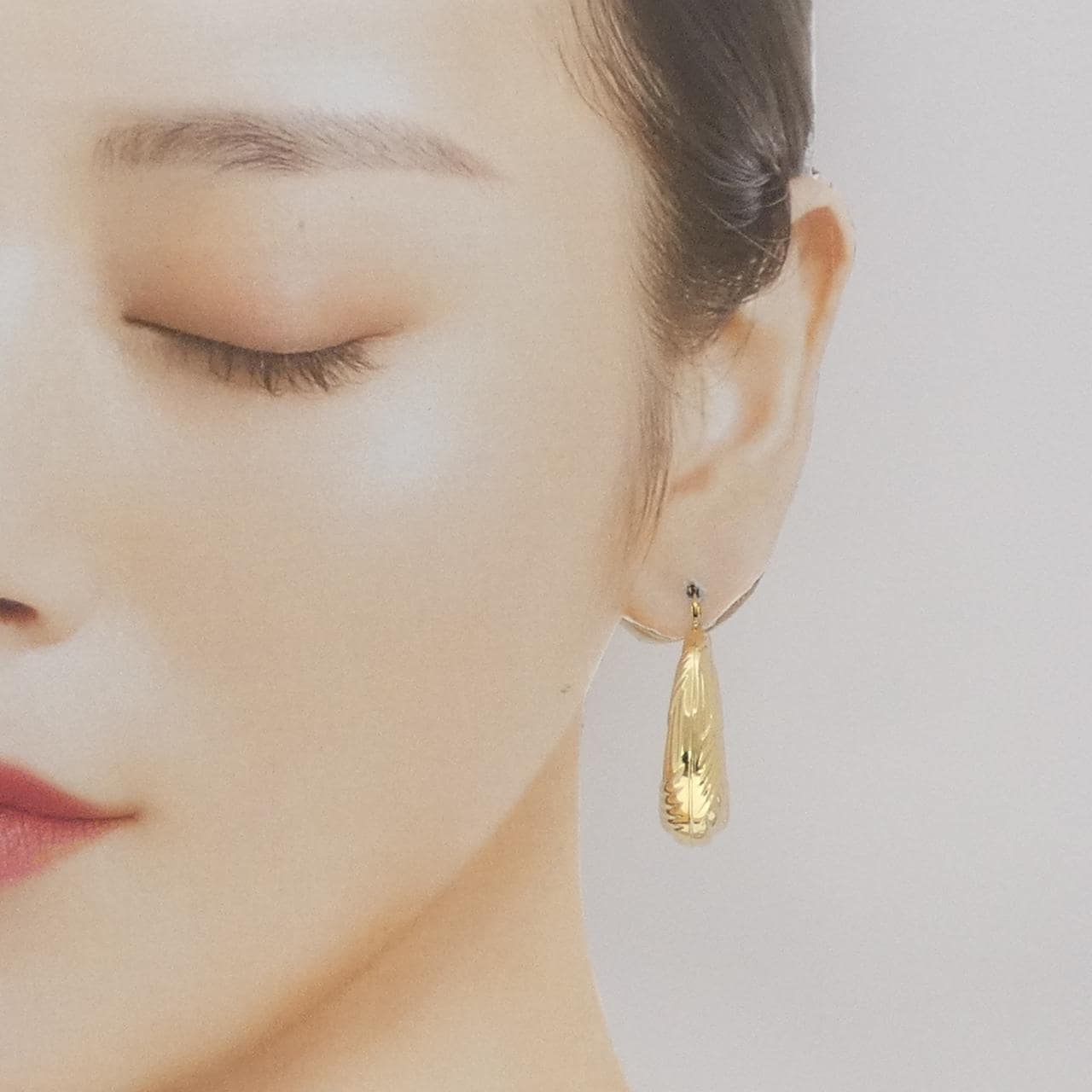 ウノアエレ 750YG ピアス