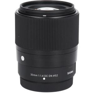X(C) 30mm F1.4DC DN