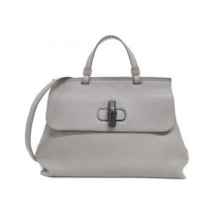 グッチ 392013 A7M0N バッグ