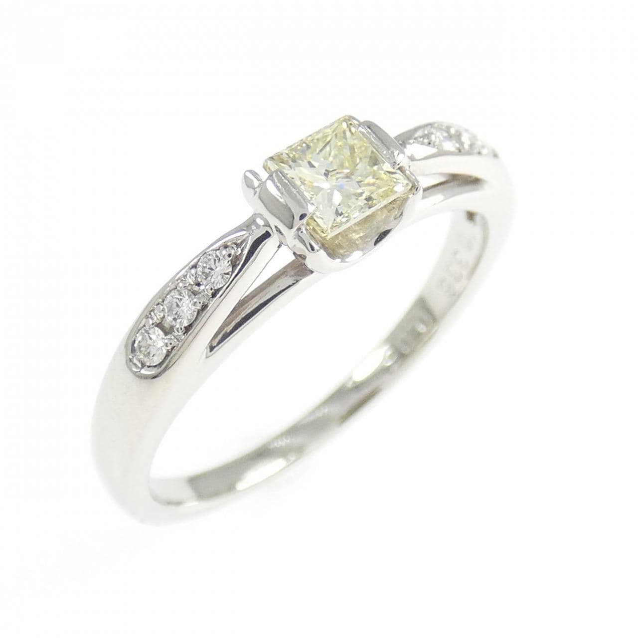 PT900 ダイヤモンド リング 0.336CT