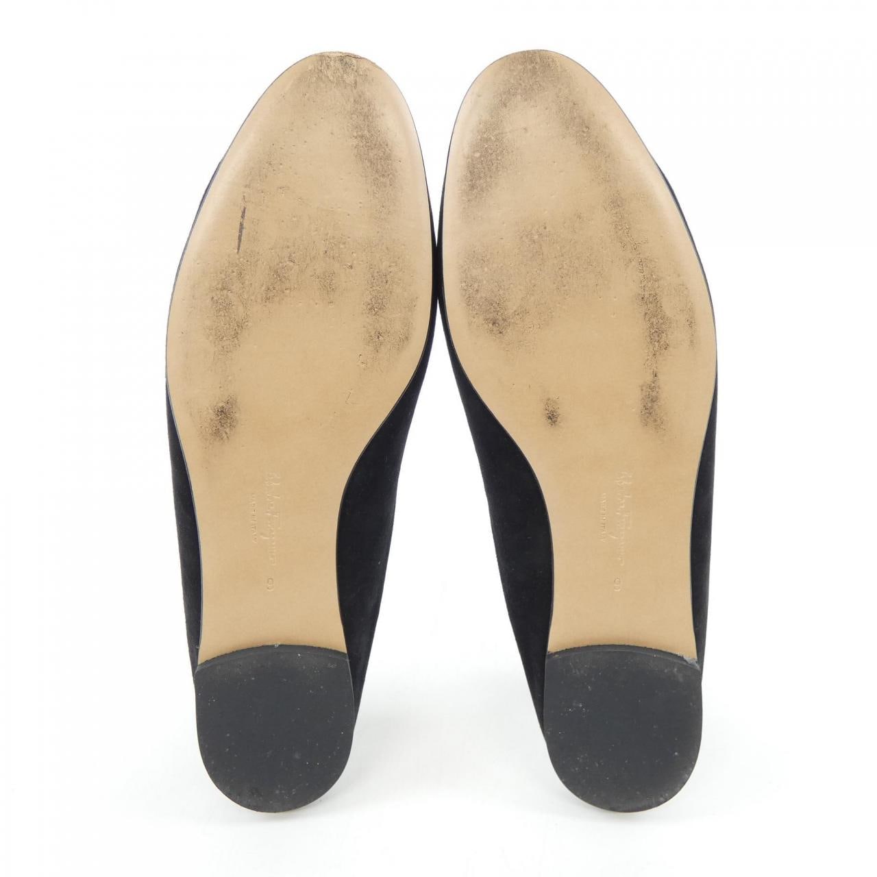 サルヴァトーレフェラガモ SALVATORE FERRAGAMO サンダル