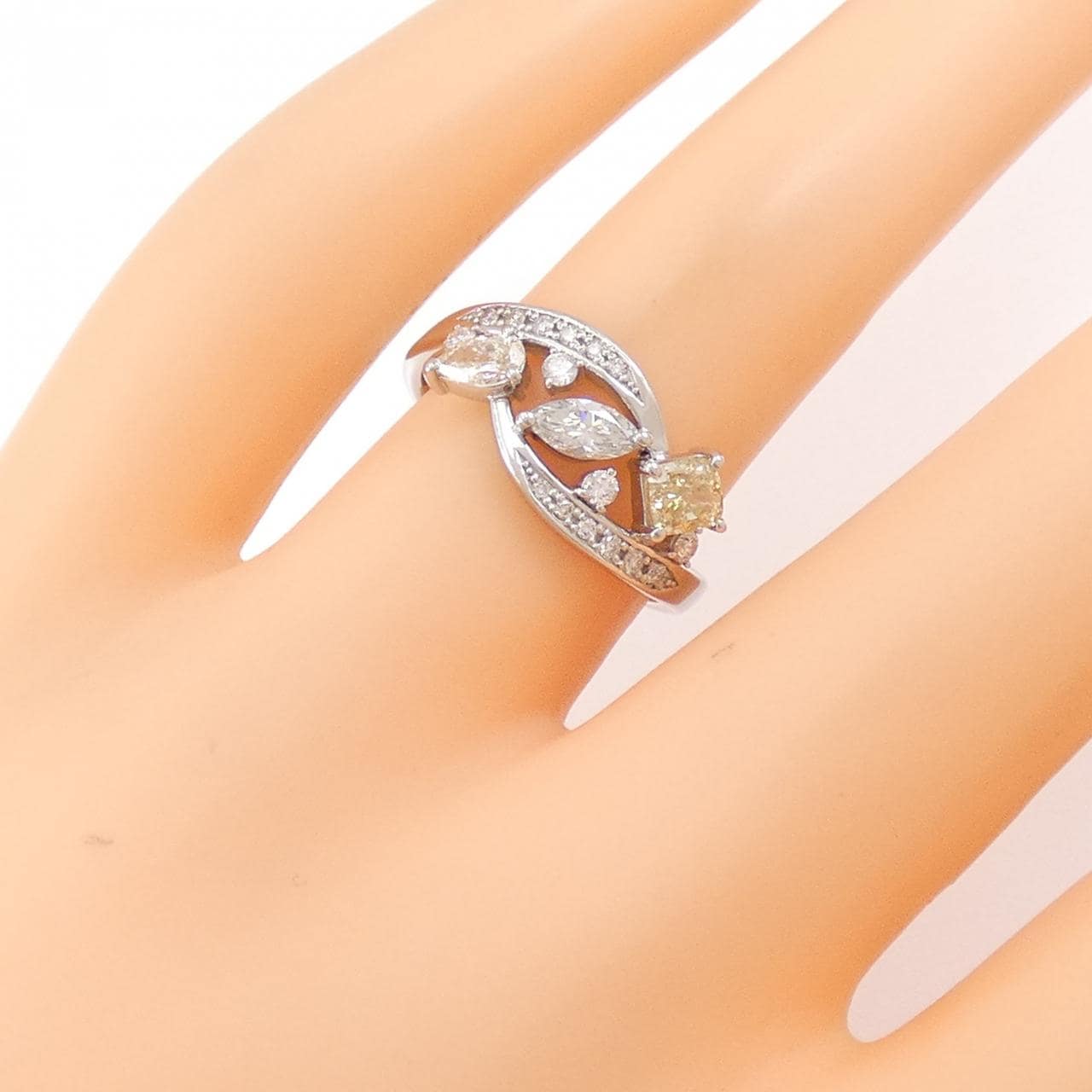 【新品】PT950 ダイヤモンド リング 0.81CT