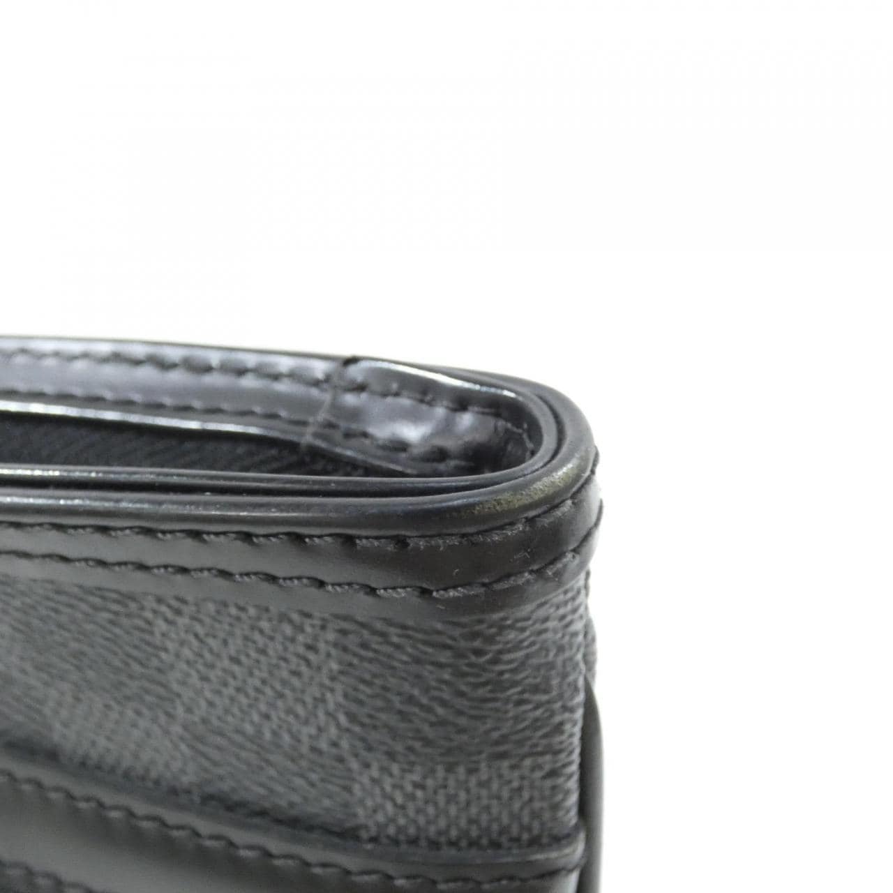 ルイヴィトン ダミエ グラフィット トマス N58028 ショルダーバッグ