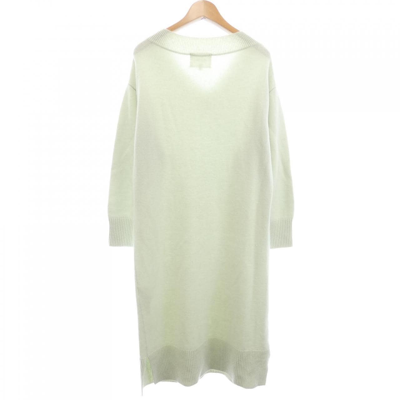 ベイジュ BEIGE. ニット