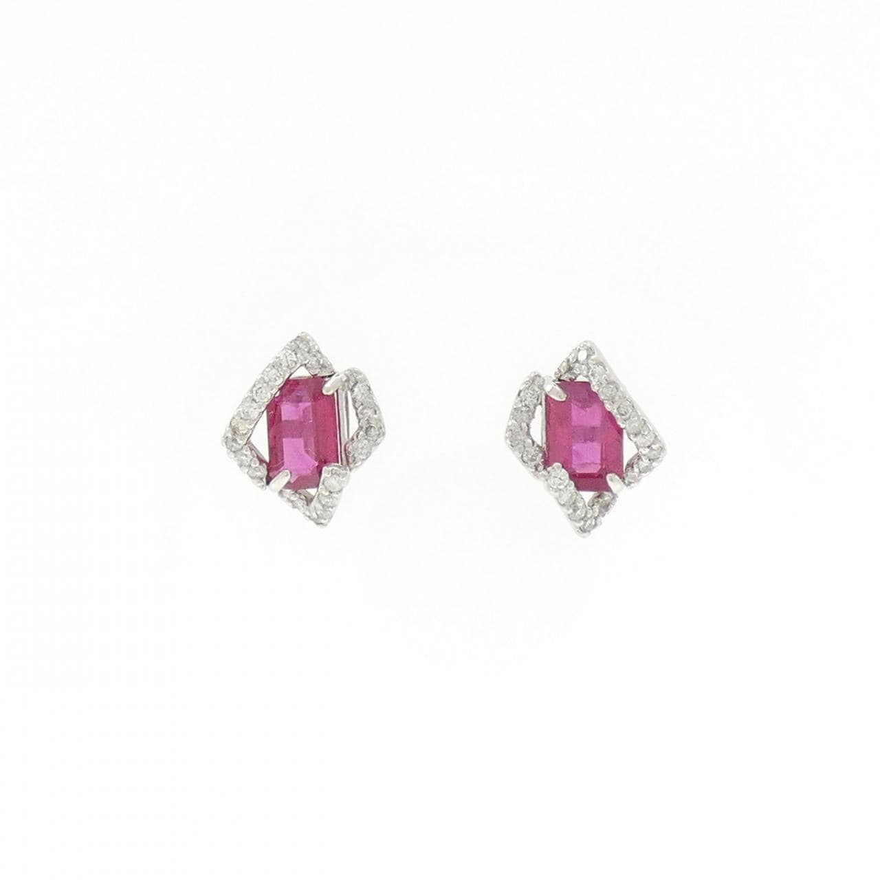 PT900 ルビー ピアス 1.32CT