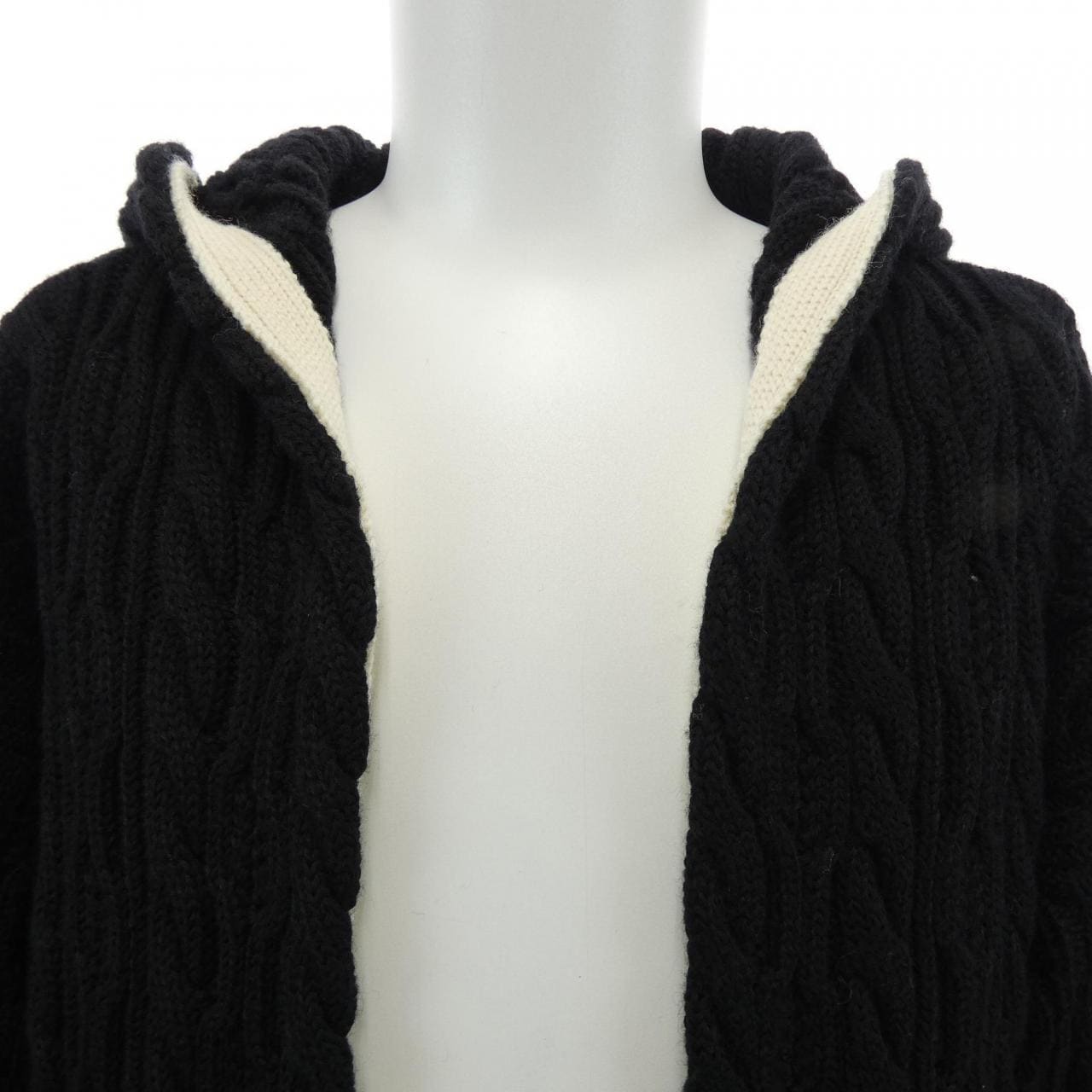 SAINT LAURENT 587043 YAGD2 Cardigan