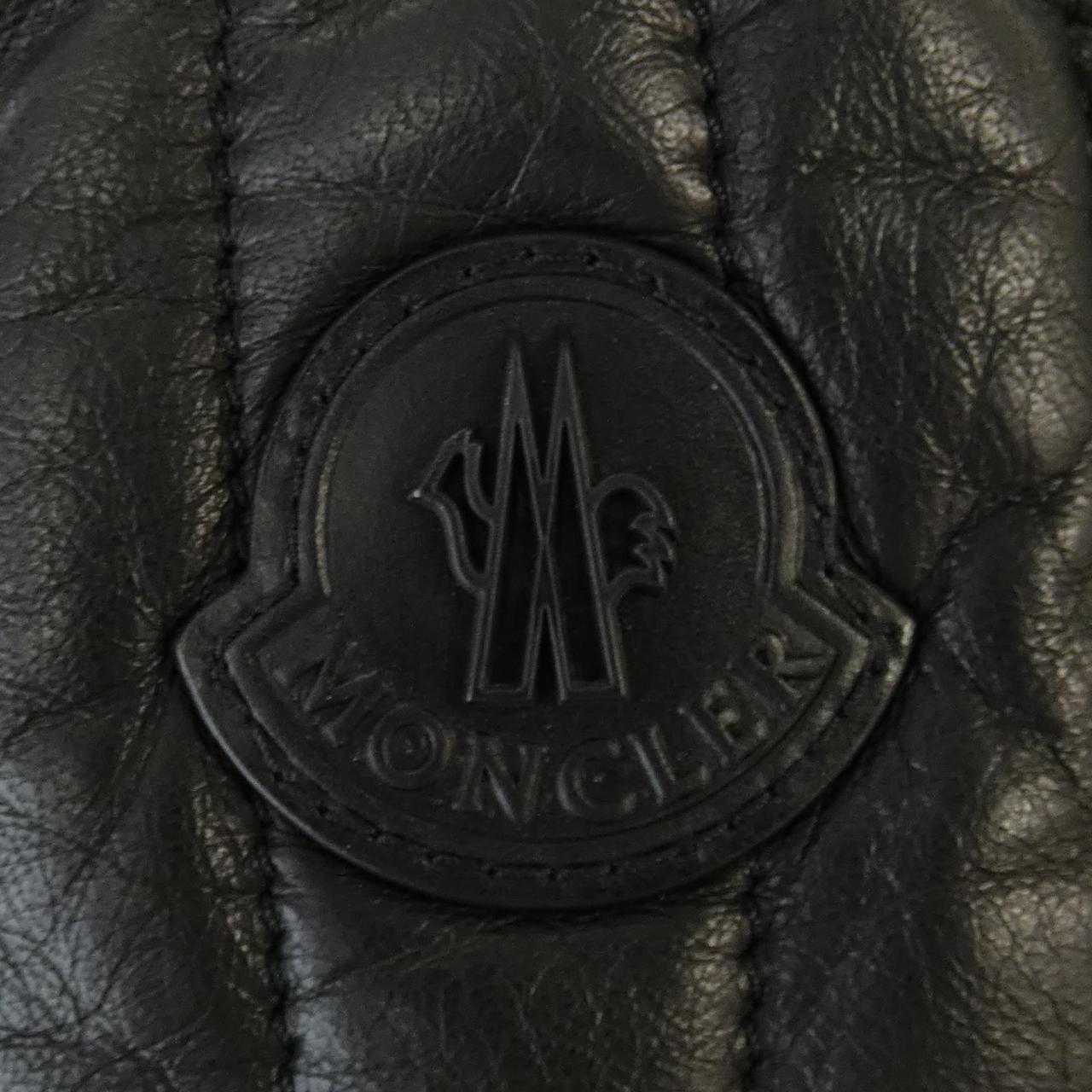 モンクレール MONCLER ダウンジャケット