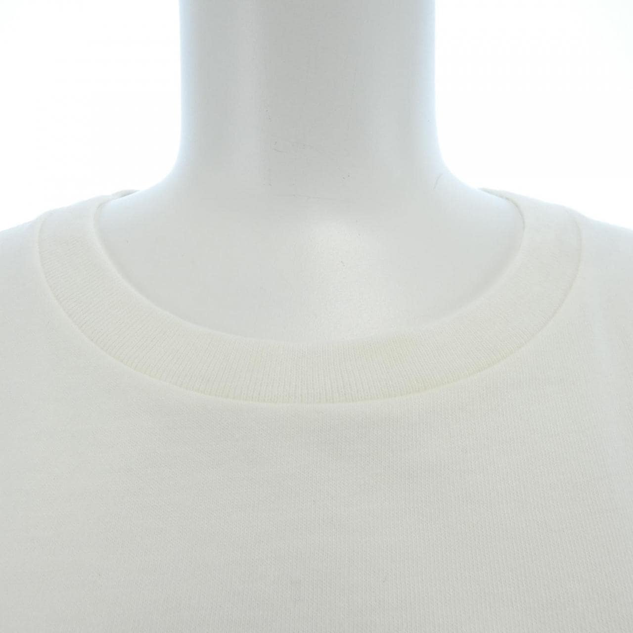 ザロウ THE ROW 8229K603 Tシャツ