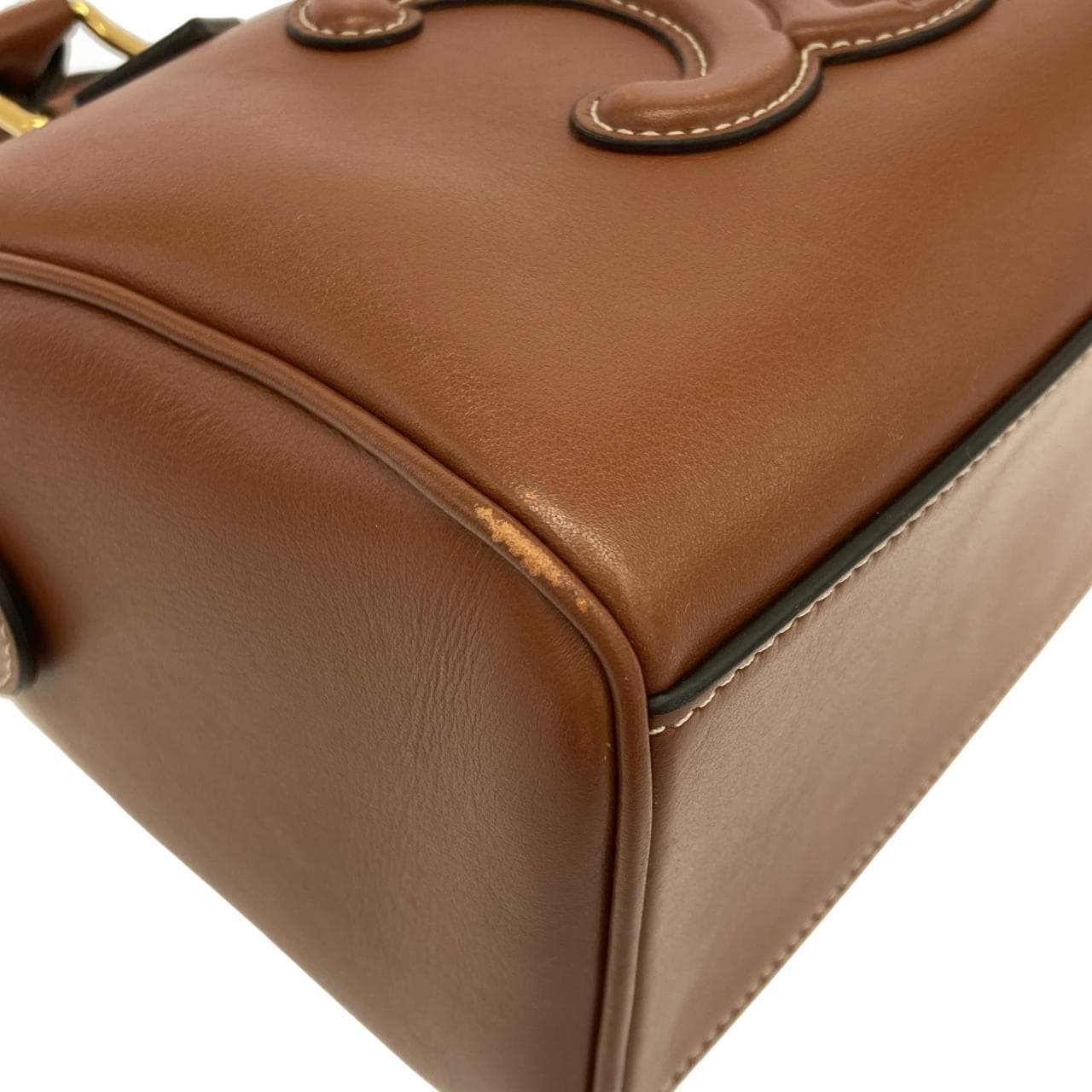 セリーヌ スモール ボストン キュイル トリオンフ 113773DU3 ボストンバッグ