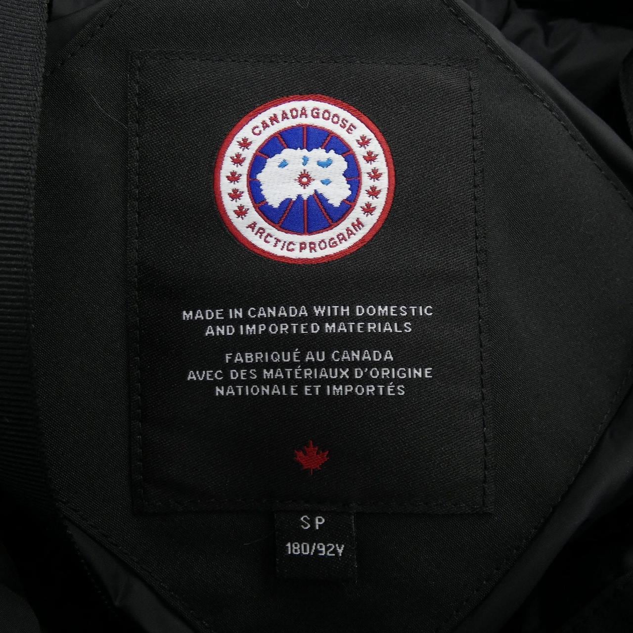 Canada goose CANADA GOOSE down jacket