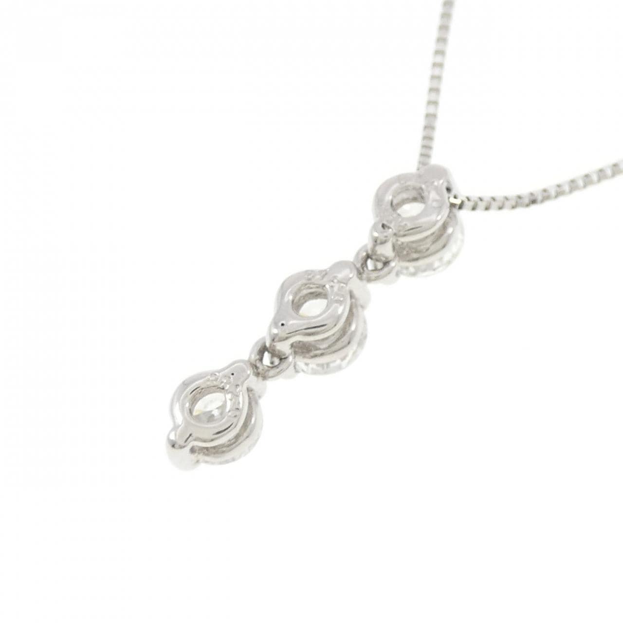 PT900/PT850 スリーストーン ダイヤモンド ネックレス 1.004CT