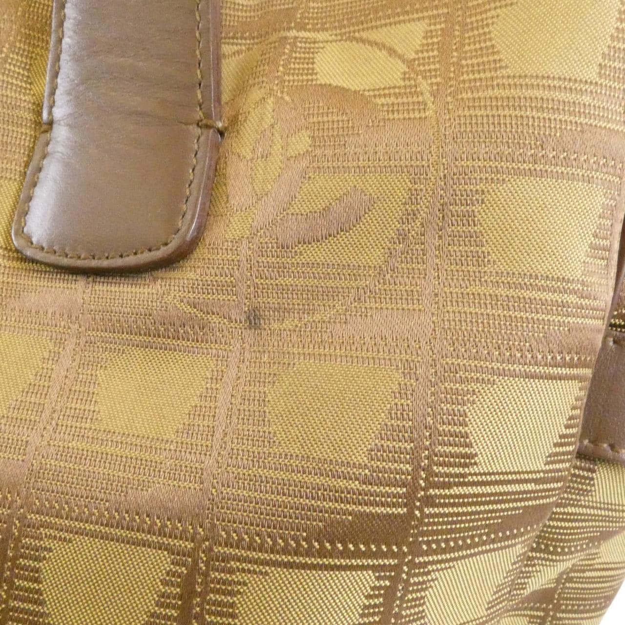 シャネル トラベル ライン 15825 ショルダーバッグ